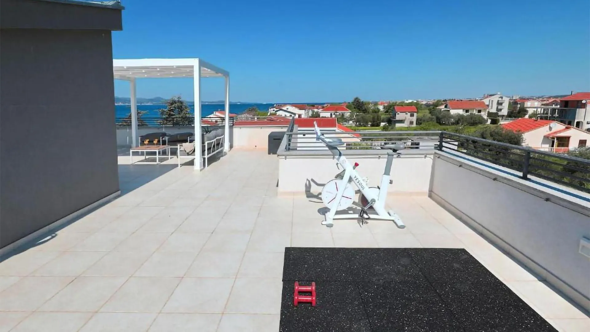 Awesome Apartment In Bibinje With Kitchen