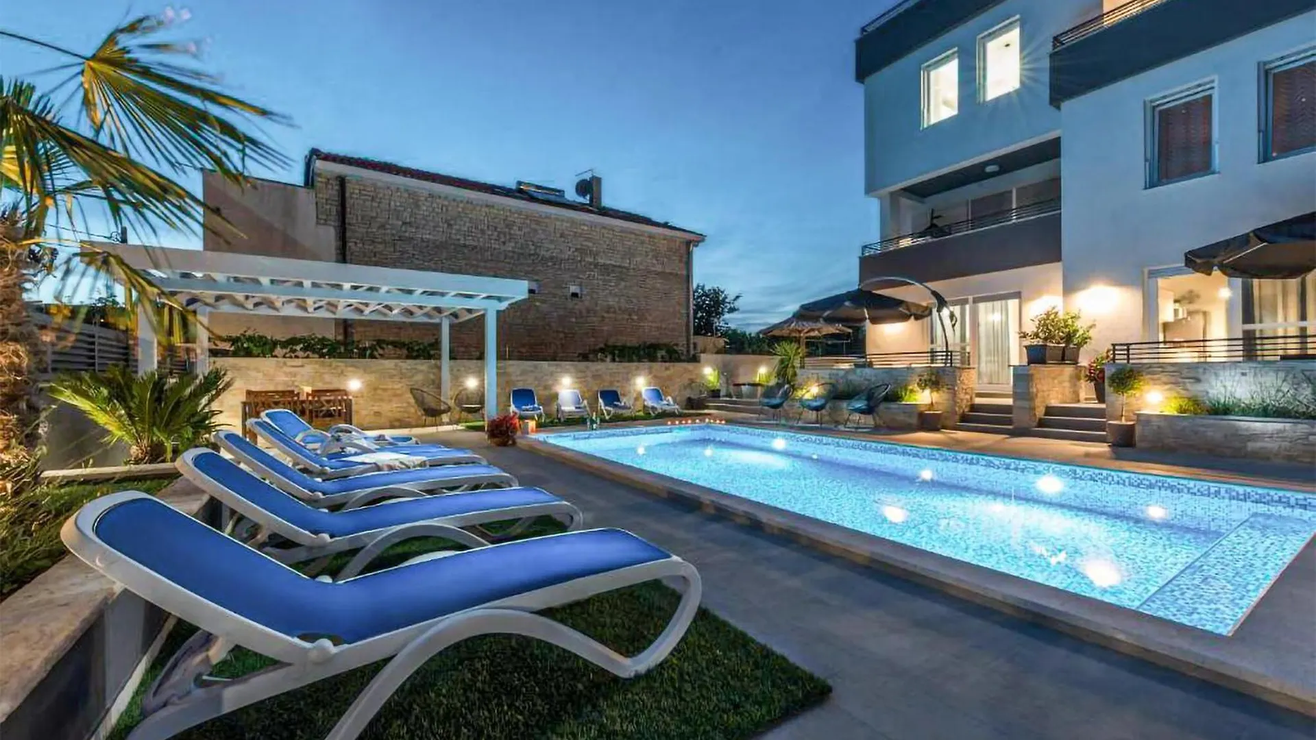 Awesome Apartment In Bibinje With Kitchen